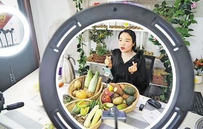 电商“村村通” 物流加速跑 山东平邑打通农村物流“最后一公里”